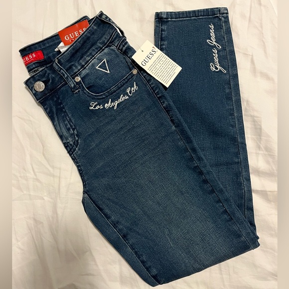 Dark Blue Mid-Rise Guess ▵ Jeans 👖 - Picture 3 of 14